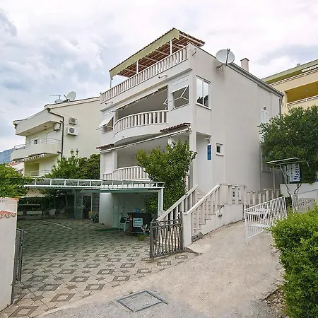 Sanda 2 Apartament *