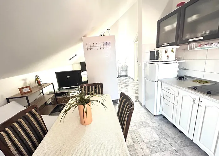 Apartman Sanda 2